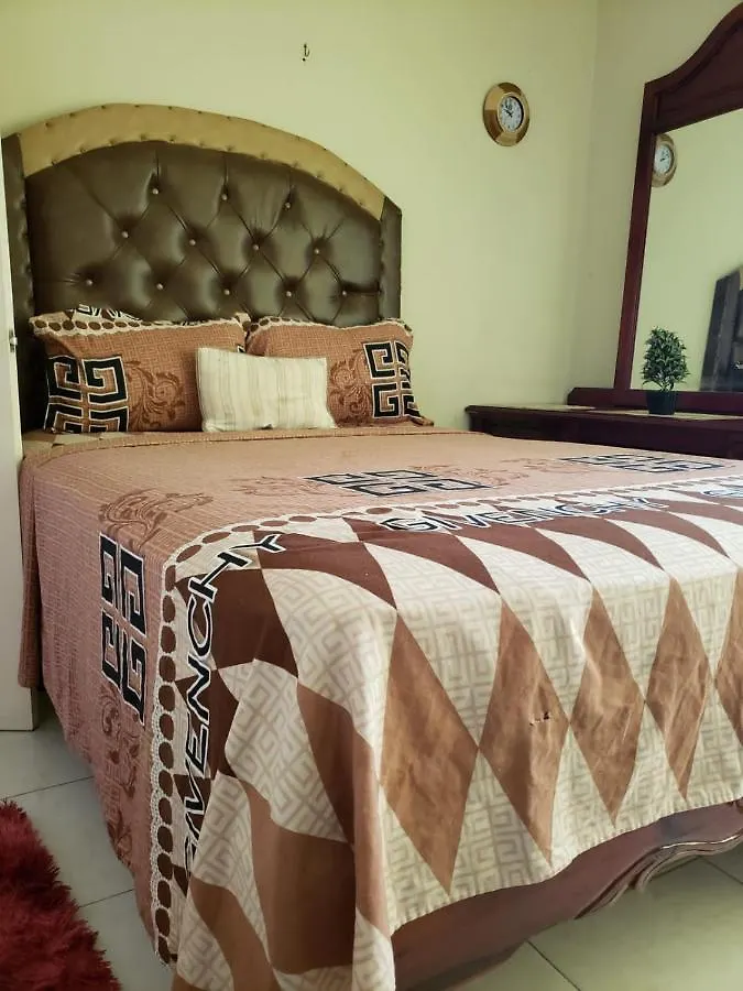 #1 Jacaranda Vacation Home Spanish Town Tatil Evi